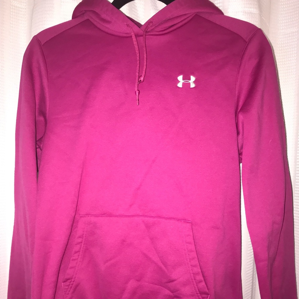 Under Armour sweatshirt